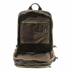Beretta by Campomaggi Washed Leather Laptop Backpack -Beretta Promotional Store BS311L0109075F CLOSEUP3