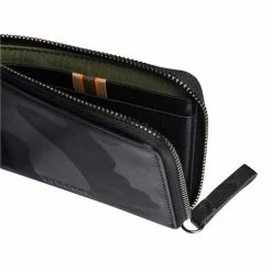 Beretta Zipped Pouch with Chain -Beretta Promotional Store PP091L01260999 CLOSEUP11